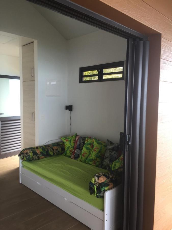 Bed and Breakfast Fare Anuanua Haapiti Екстер'єр фото